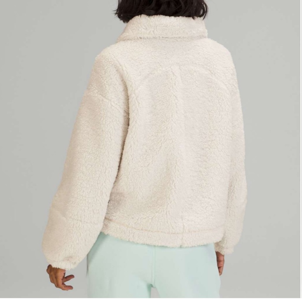 Lululemon Athletica Cream Teddy Jacket size 8 - Picture 5 of 11